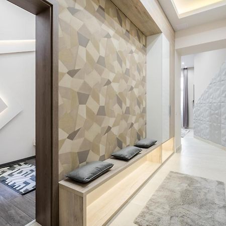 Chic Comfort Suite For 6 By Oktogon Budapeste Exterior foto
