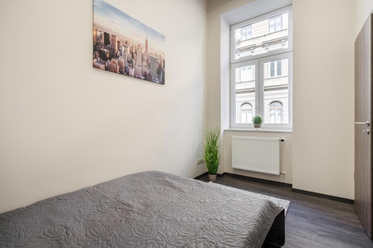 Chic Comfort Suite For 6 By Oktogon Budapeste Exterior foto